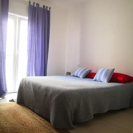 Dimora Del Porto A Due Passi Dal Mare Apartment